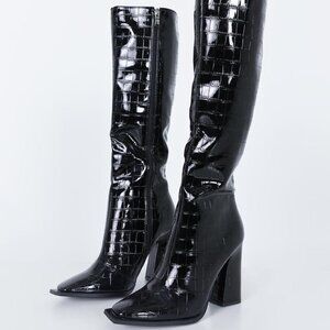 #32S Brand new Princess Polly Mercury Croc Boots